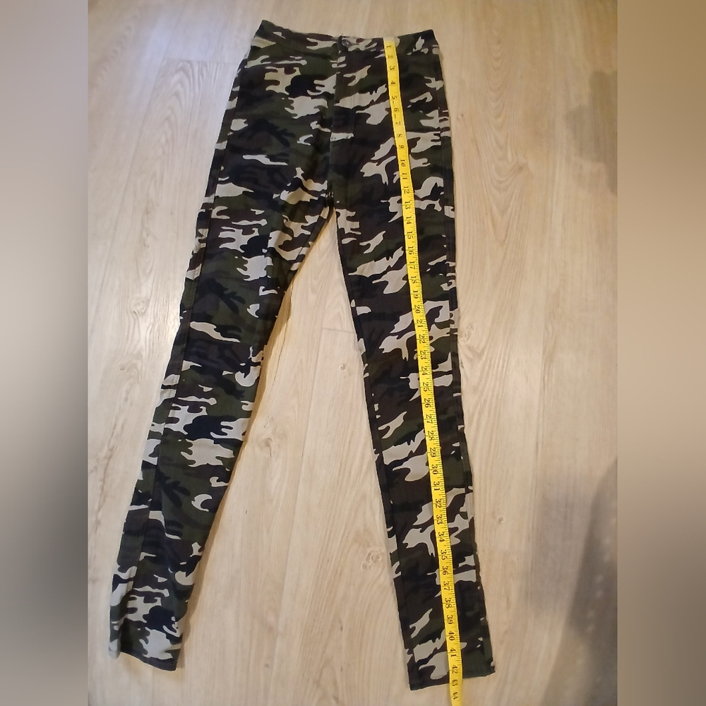 SWANK Women's Camouflage Skinny Jeans - Picture 3 of 7